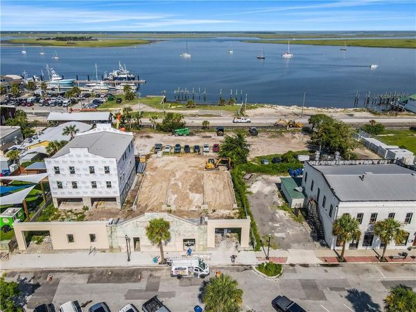 19 N 2ND Street , Fernandina Beach, FL 32034