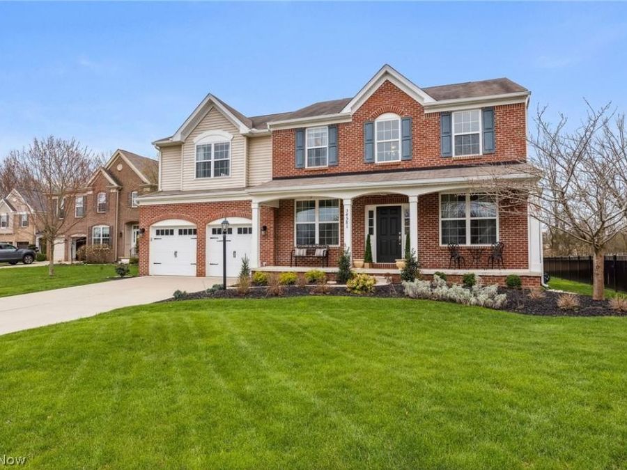 34581 Braemore Drive, North Ridgeville, OH 44039 Photo 1