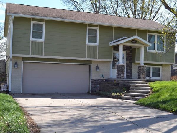 2655 Summer Meadows Drive, Perry, IA 50220