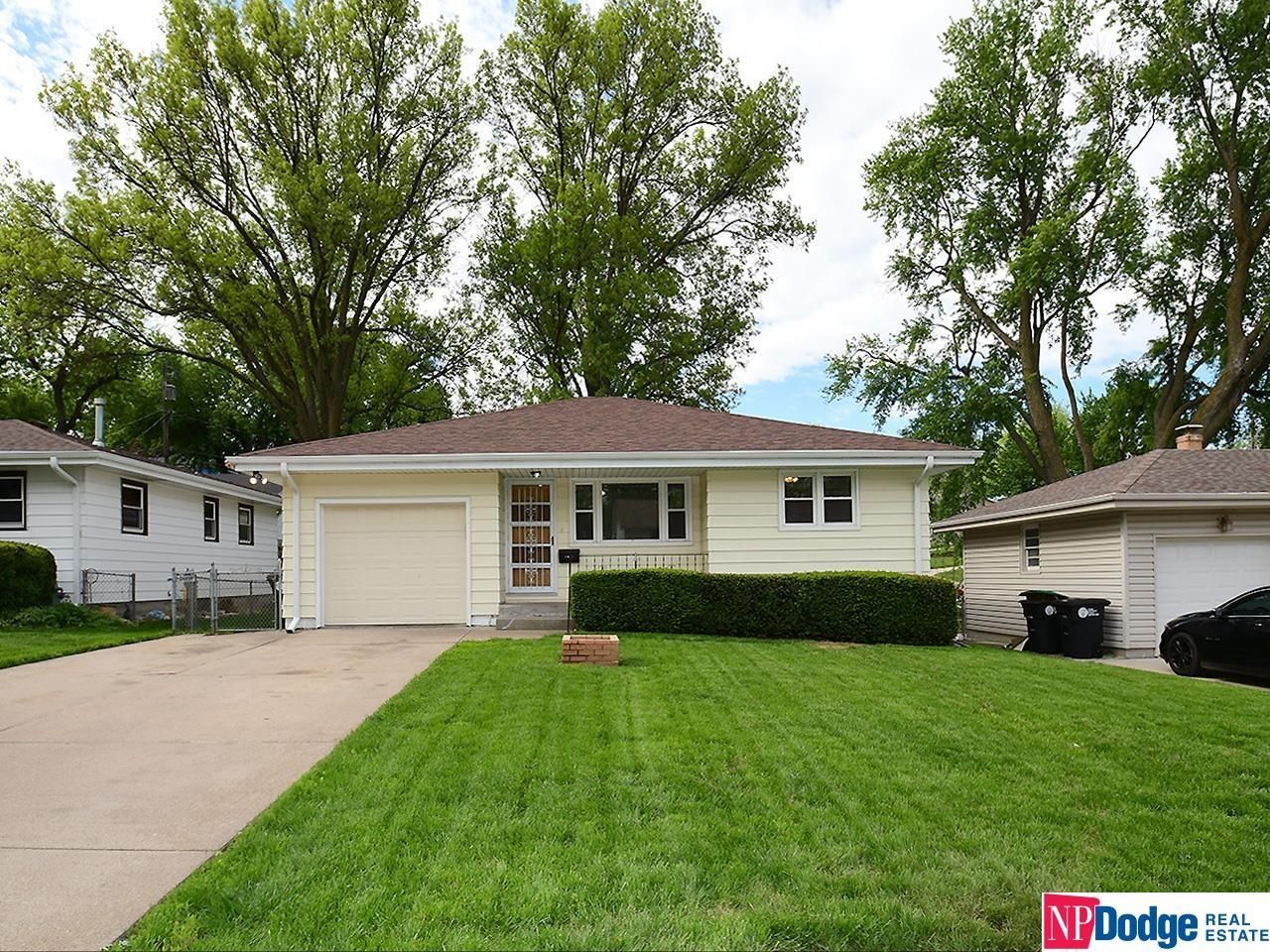 4917 Bancroft Street , Omaha, NE 68106