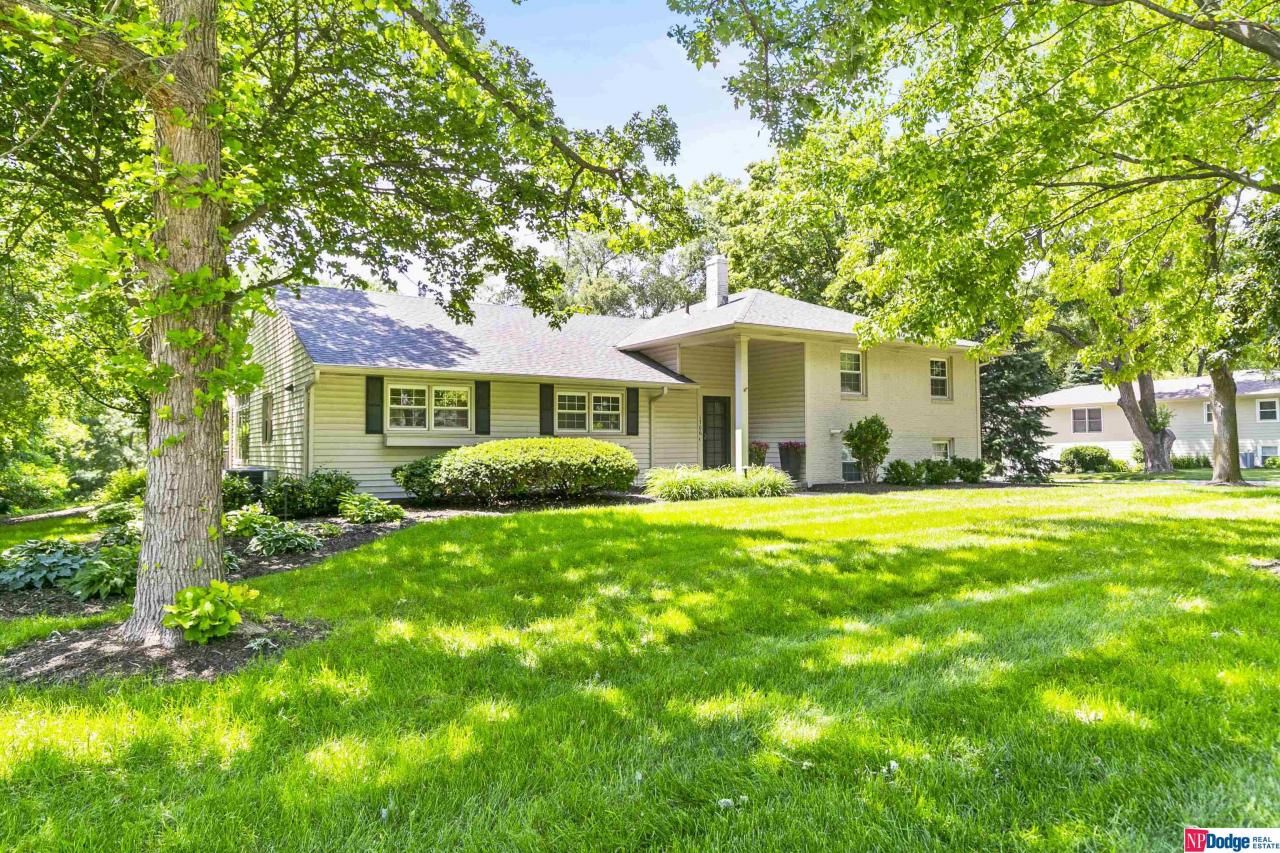 1706 S 88 Street , Omaha, NE 68124
