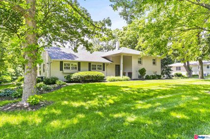 1706 S 88 Street , Omaha, NE 68124