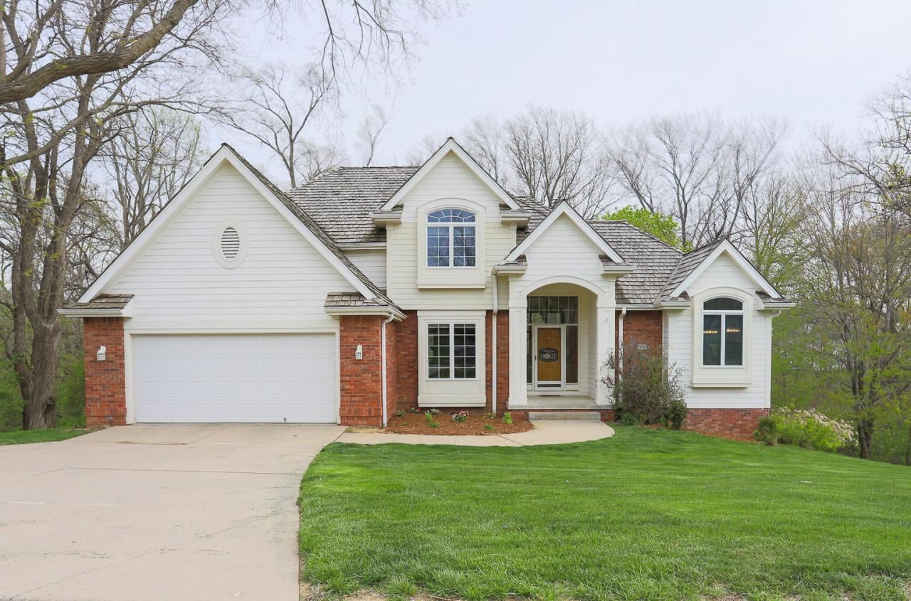 314 GOLDEN OAKS Drive, COUNCIL BLUFFS, IA 51503