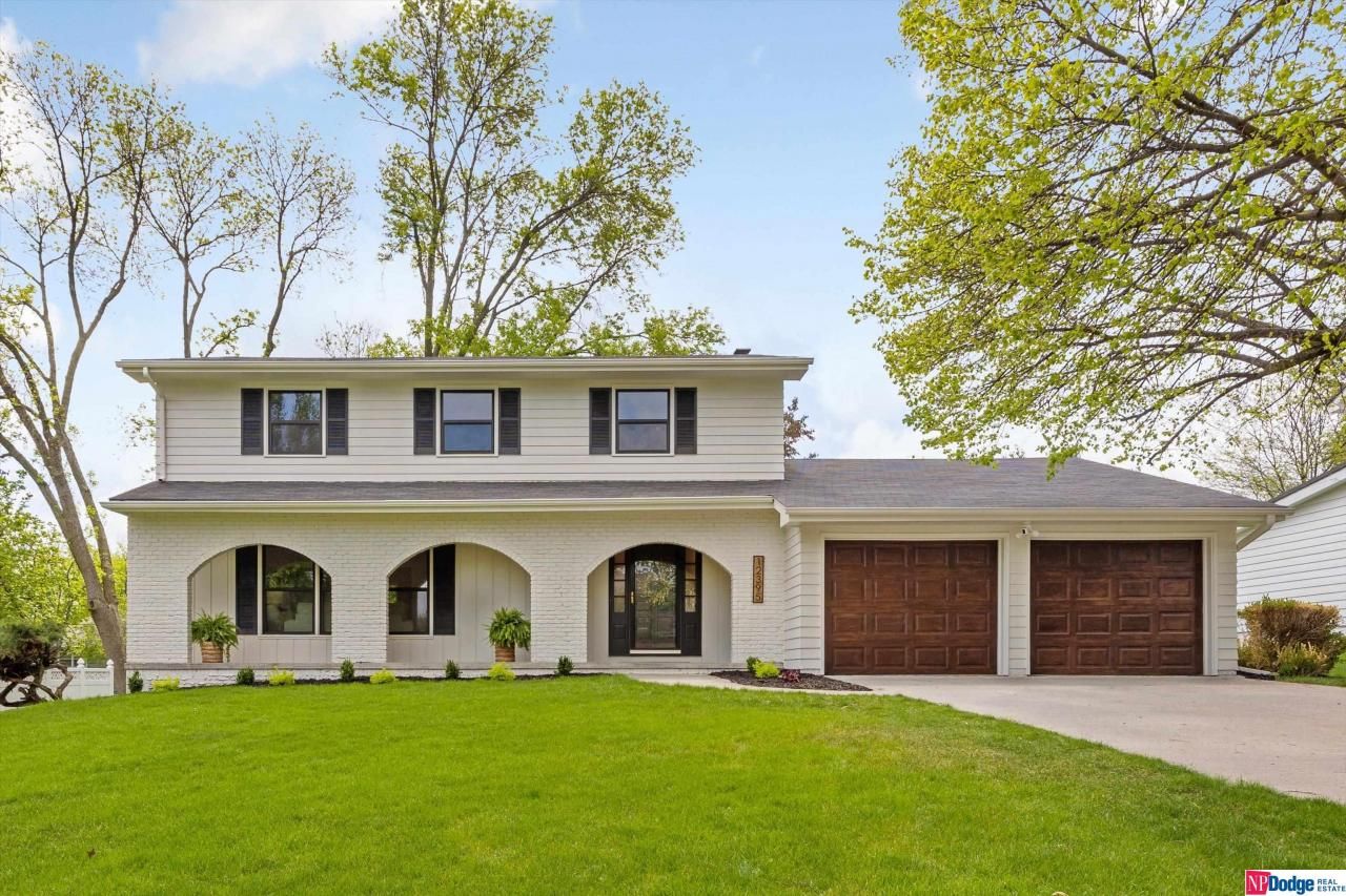 12935 Dewey Avenue , Omaha, NE 68154