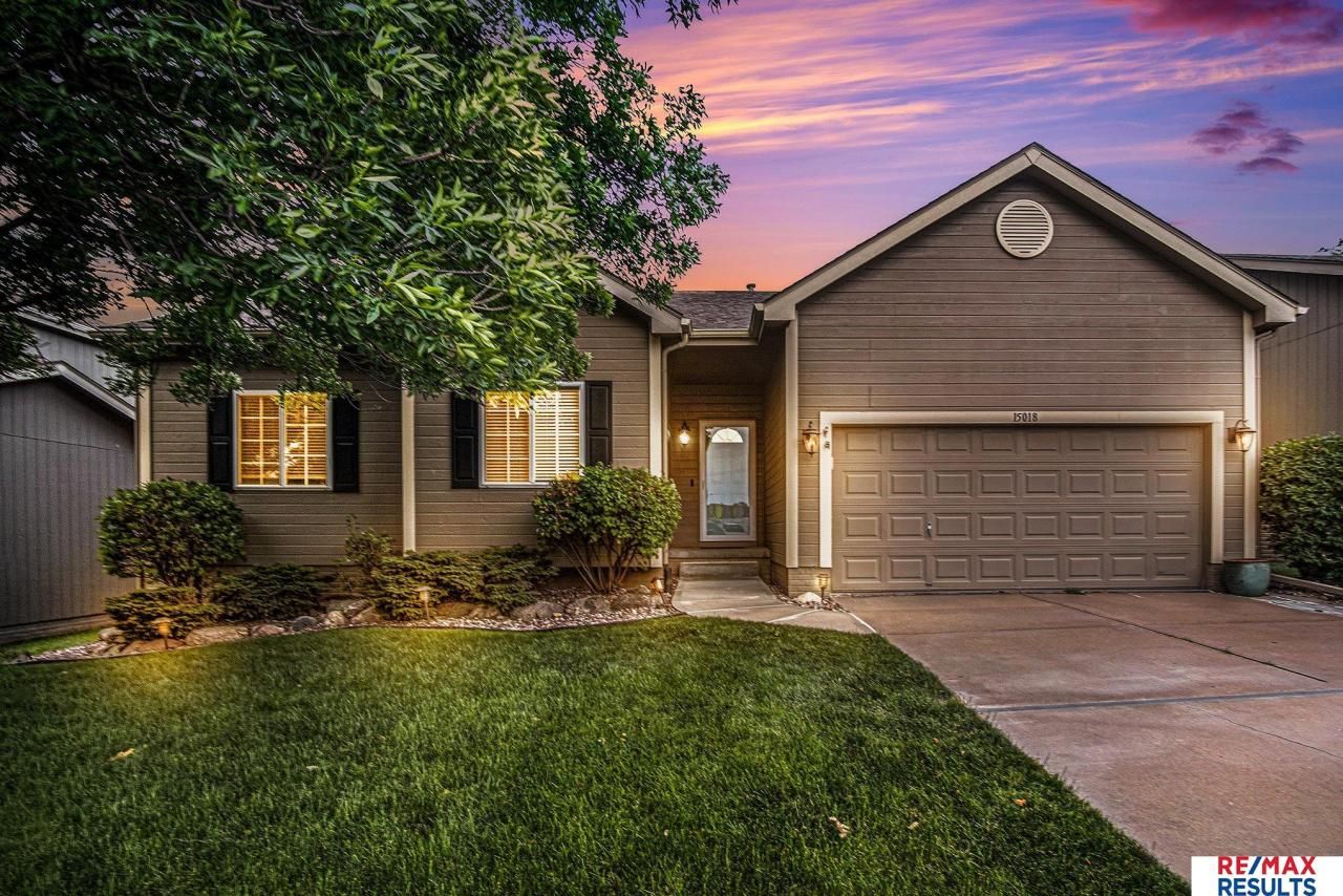 15018 Butler Avenue , Omaha, NE 68116