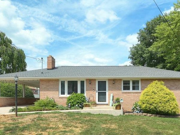 2960 SPENCER COURT, YORK, PA 17408