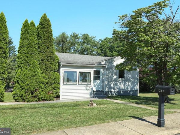 268 N MAIN STREET, MANCHESTER, PA 17345