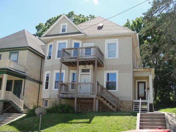 715 Caledonia Place, Dubuque, IA 52001