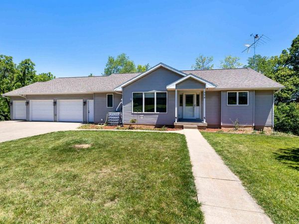 398 Creek Drive, Lafayette, WI 53803