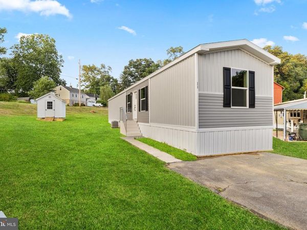 11 3RD STREET, YORK, PA 17406