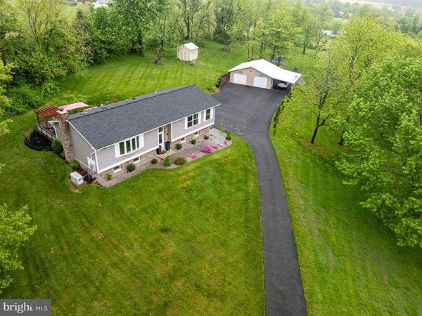 501 MOUNT OLIVET CHURCH ROAD, FAWN GROVE, PA 17321