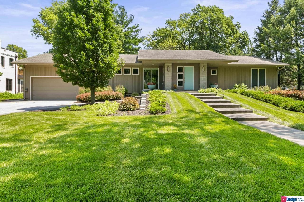 1776 N Nye Avenue , Fremont, NE 68025