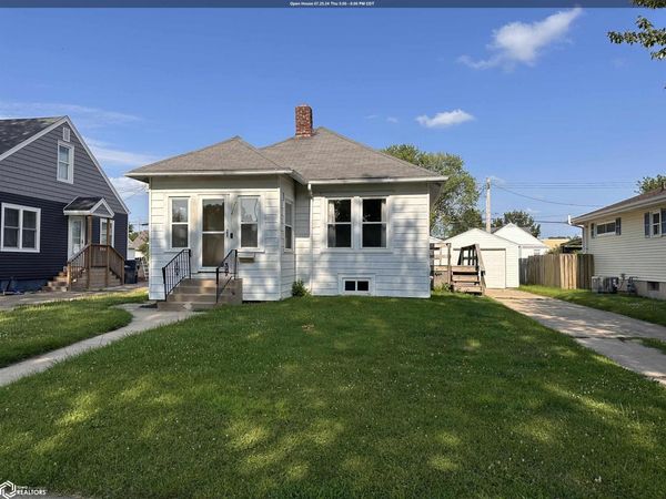 2128 S 10Th Street, Burlington, IA 52601