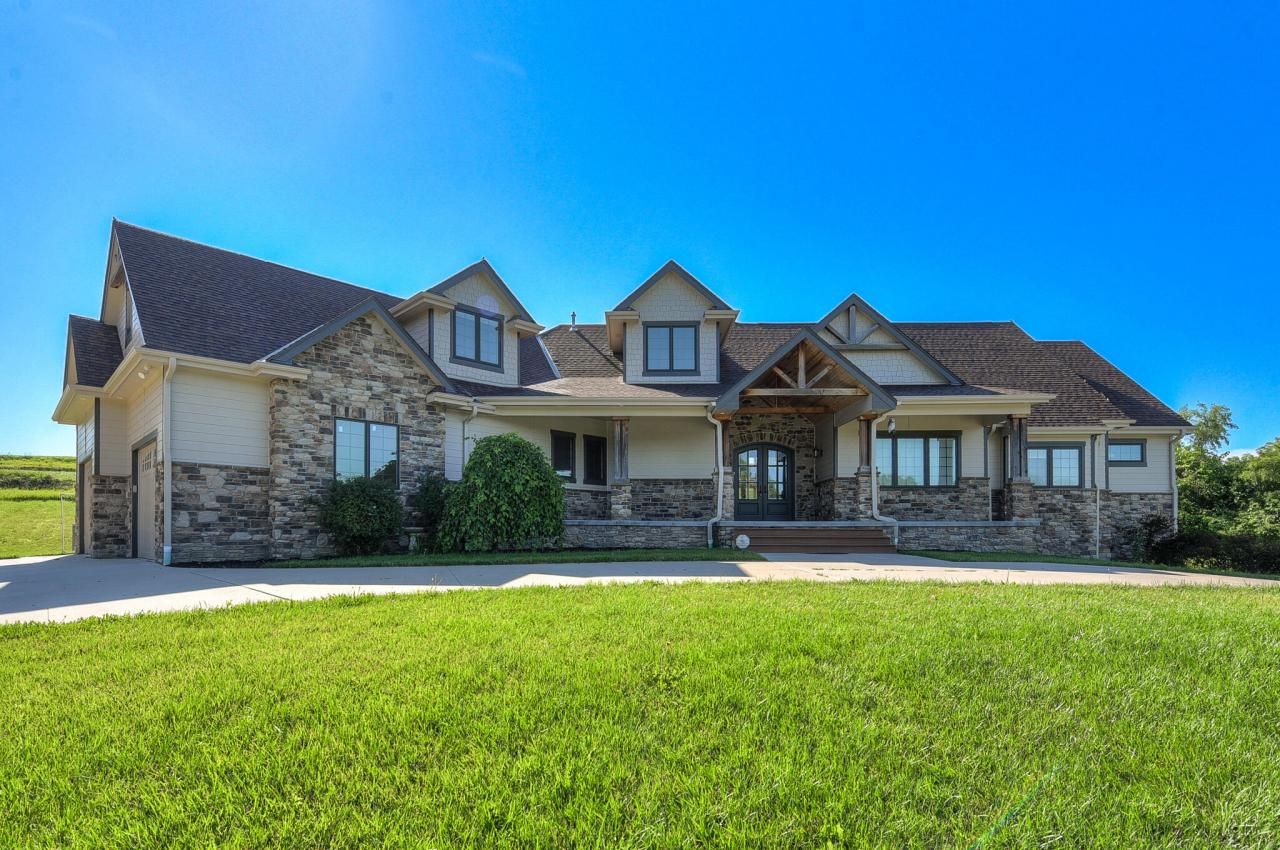 14887 CANOE Lane, COUNCIL BLUFFS, IA 51503