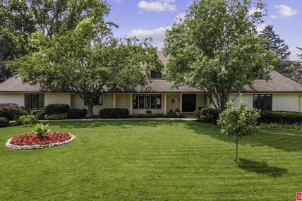 3336 S 101st Street , Omaha, NE 68124