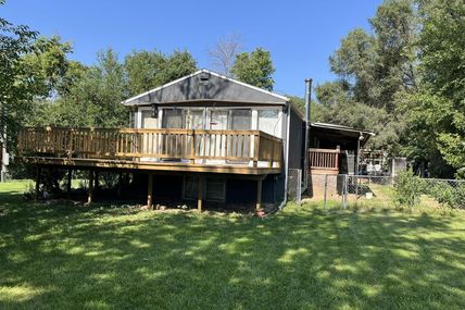 21000 S HILLSBORO LN S Lane, CRESCENT, IA 51526