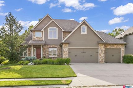 705 S 197th Street , Elkhorn, NE 68022