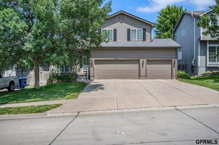16314 Fowler Avenue , Omaha, NE 68116