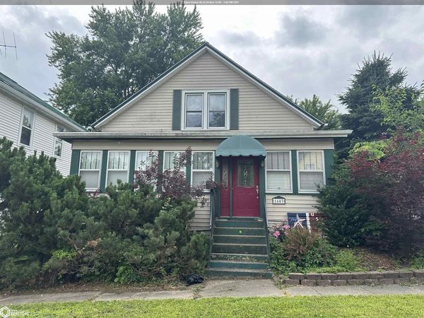 1603 Silverleaf Avenue, Burlington, IA 52601
