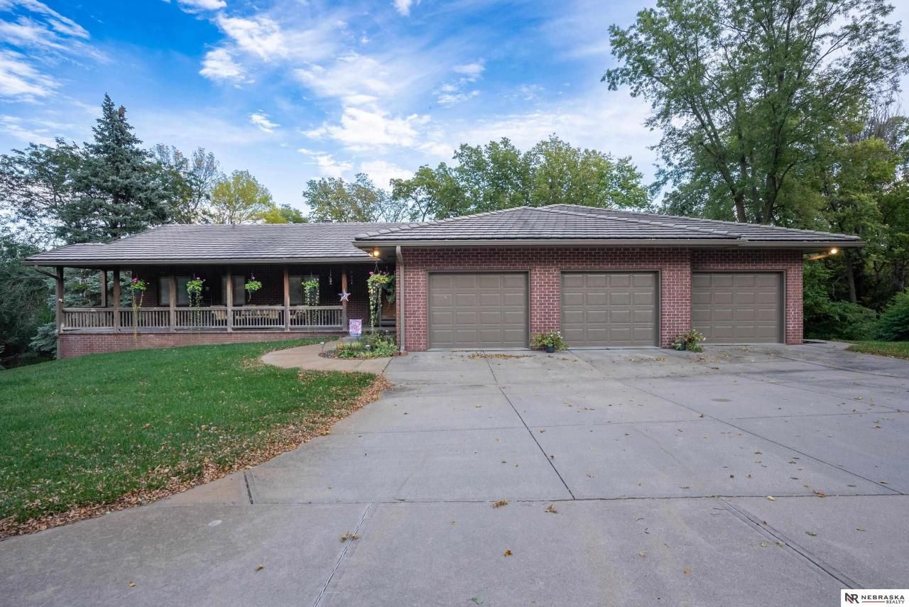 4582 Pioneer Road , Blair, NE 68008