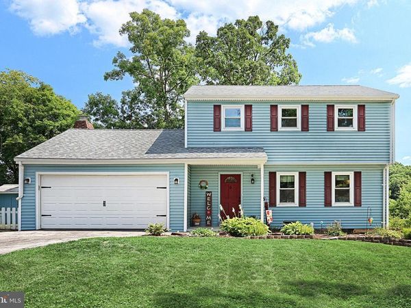 200 BOBBY JONES DRIVE, ETTERS, PA 17319