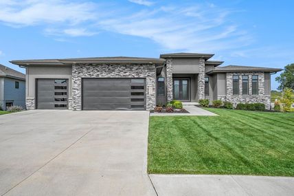 3312 N 179 Street , Omaha, NE 68116