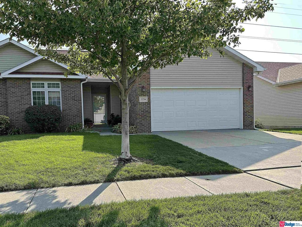 5534 Barrington Park Drive , Lincoln, NE 68516