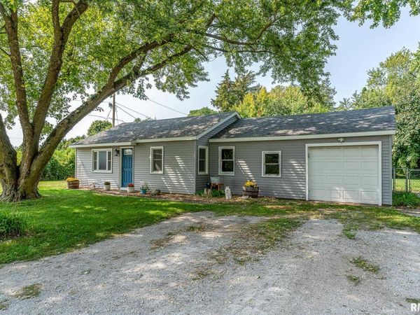 14066 112TH Avenue, Davenport, IA 52804