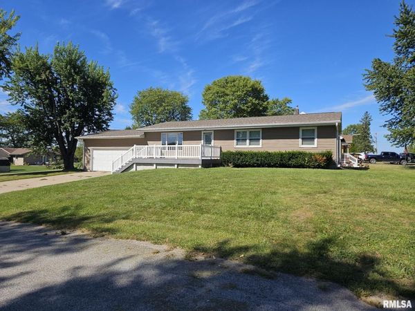 208 4TH Avenue, Durant, IA 52747