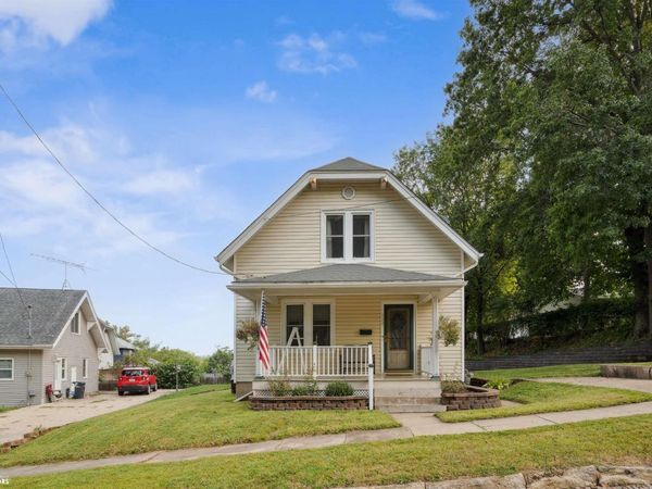 132 Polk Street, Burlington, IA 52601