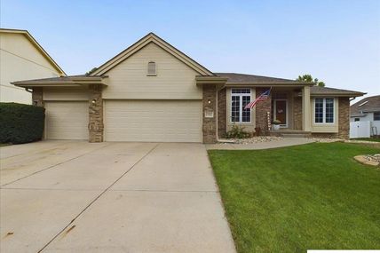 17016 K Street , Omaha, NE 68135