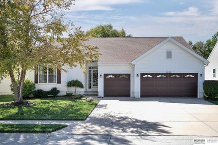 8618 S 162nd Street , Omaha, NE 68136