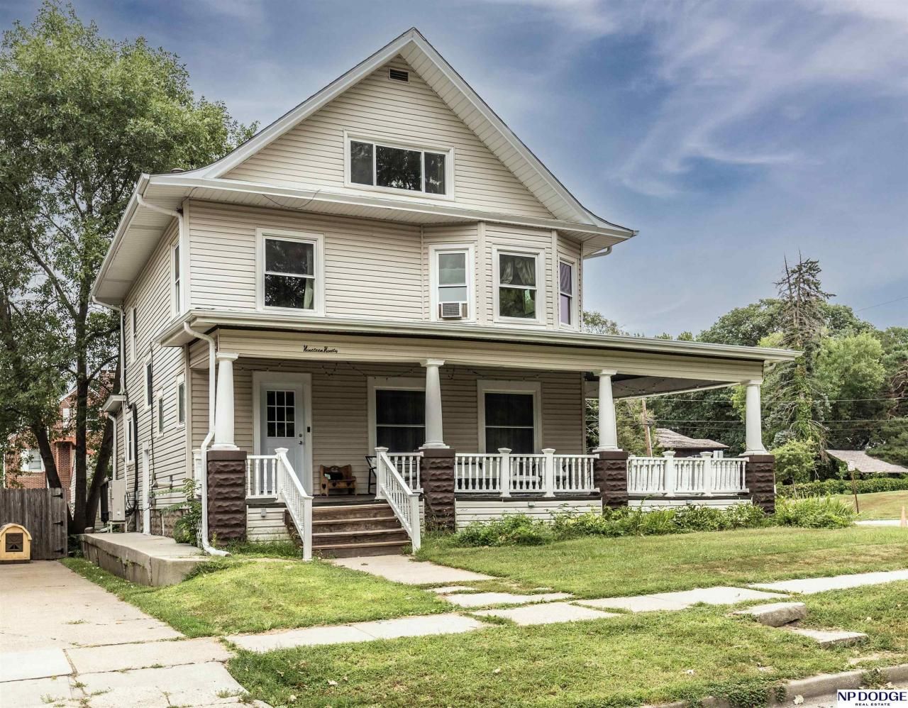 1990 Harwood Street , Lincoln, NE 68502