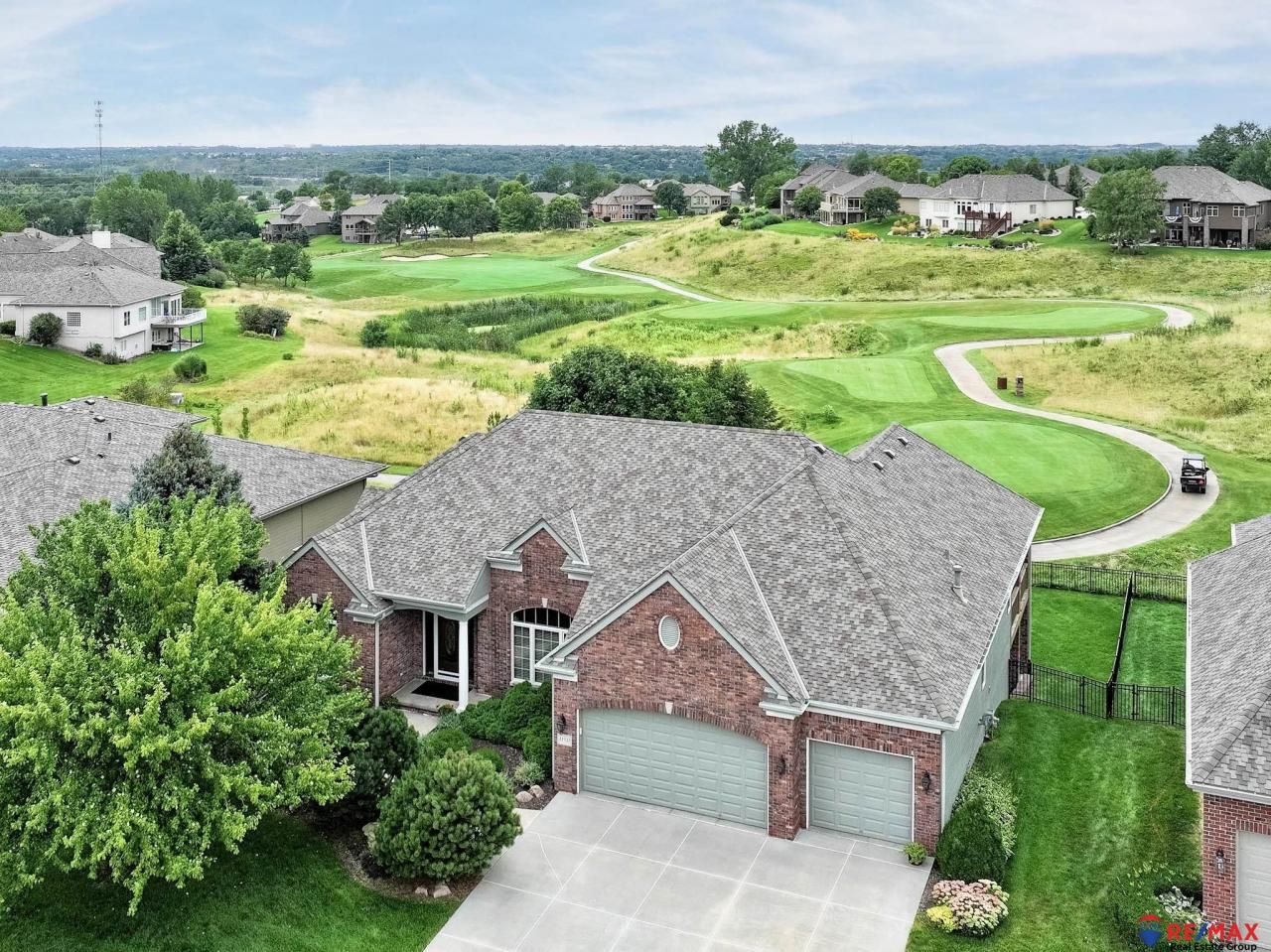 11525 Scott Street , Omaha, NE 68142