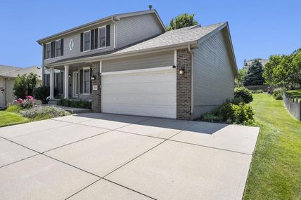 4432 S 174 Street , Omaha, NE 68135