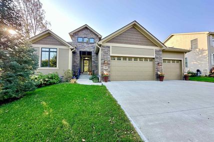 17051 Drexel Street , Omaha, NE 68135