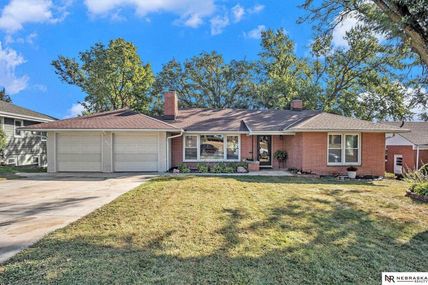 9605 N 30th Street , Omaha, NE 68112