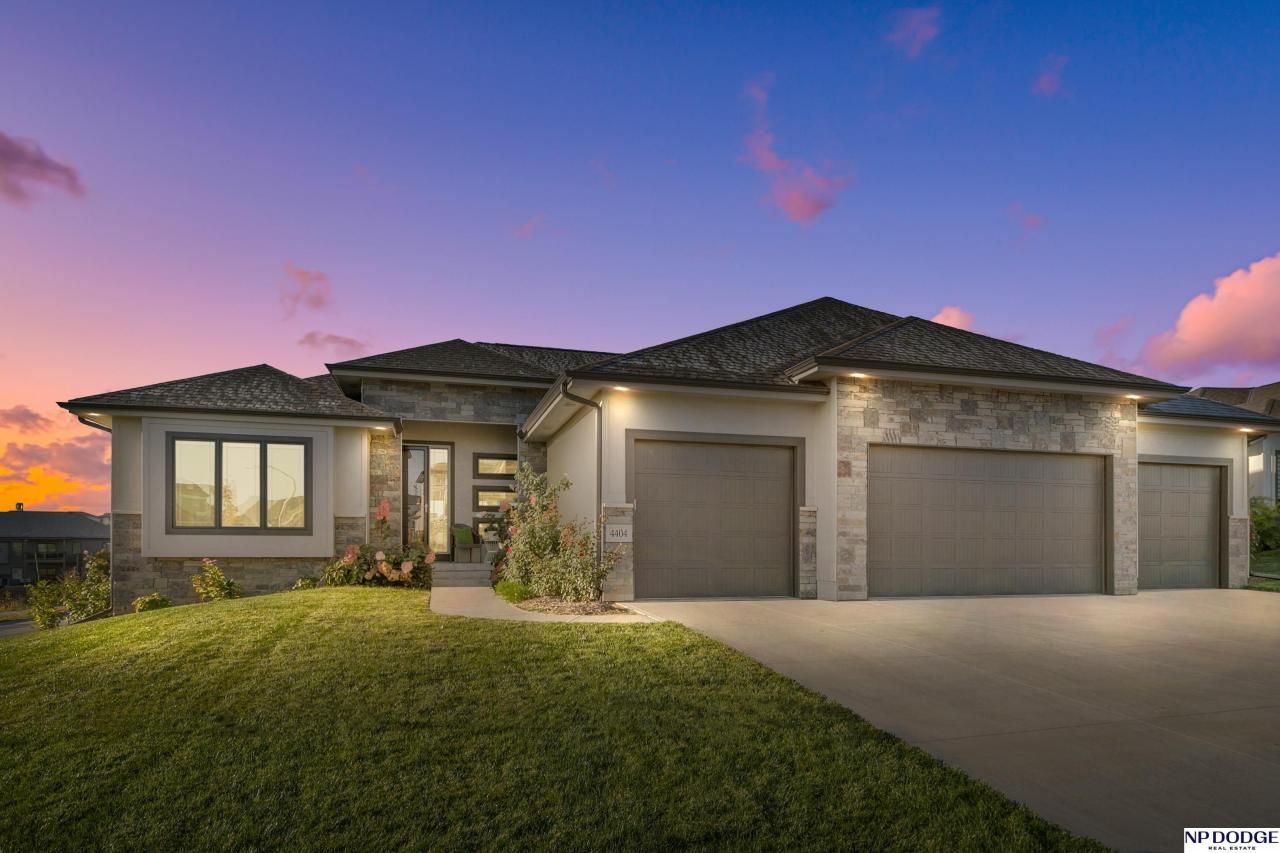 4404 N 190 Avenue , Omaha, NE 68022