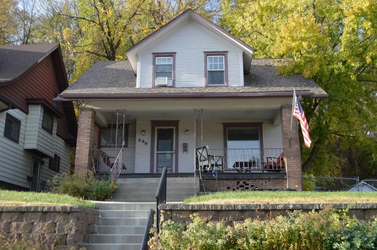 220 LINCOLN Avenue, COUNCIL BLUFFS, IA 51503