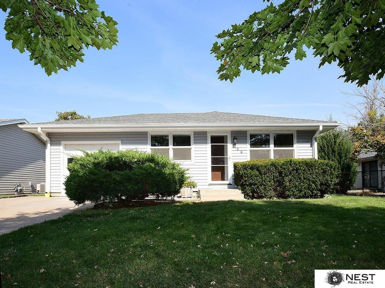 806 W Sumner Street , Lincoln, NE 68522