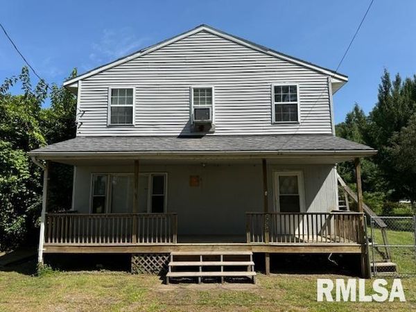 3934 WAPELLO Avenue, Davenport, IA 52802