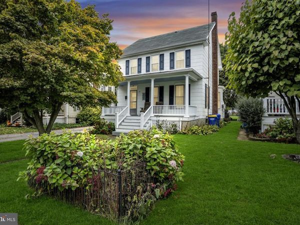 28 S FRONT STREET, NEW FREEDOM, PA 17349