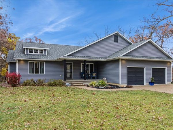 3092 Sandy Beach Road NE, Solon, IA 52333