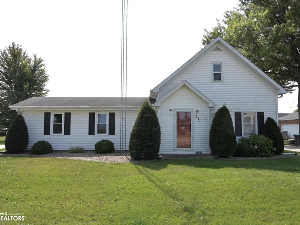 211 Houghton Main Street, Donnellson, IA 52625