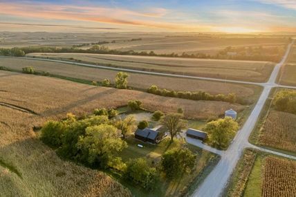 30135 DOGWOOD Road, TREYNOR, IA 51575