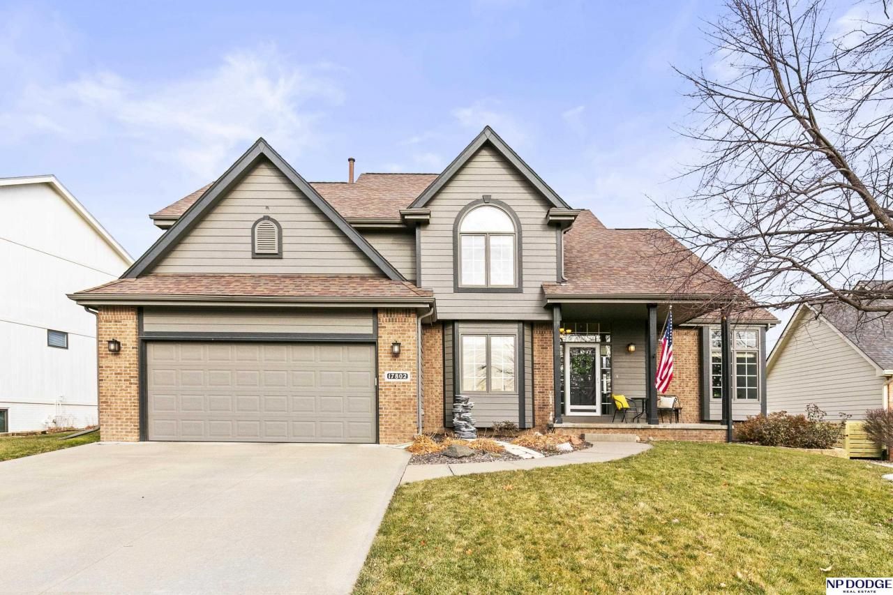 17802 Monroe Street , Omaha, NE 68135