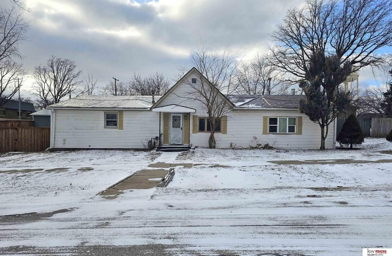 525 S 3rd Street , Eagle, NE 68347