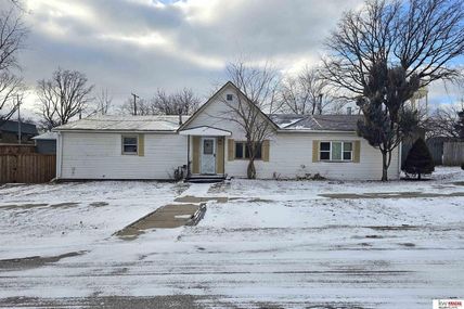 525 S 3rd Street , Eagle, NE 68347