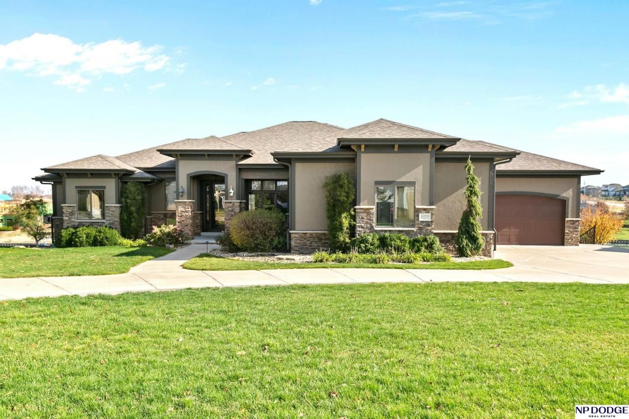 11777 N 175th Circle , Bennington, NE 68007