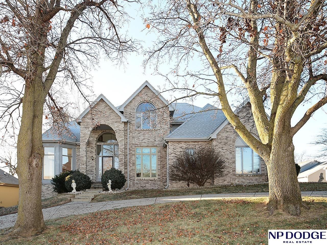 2913 Courtney Drive , Bellevue, NE 68123